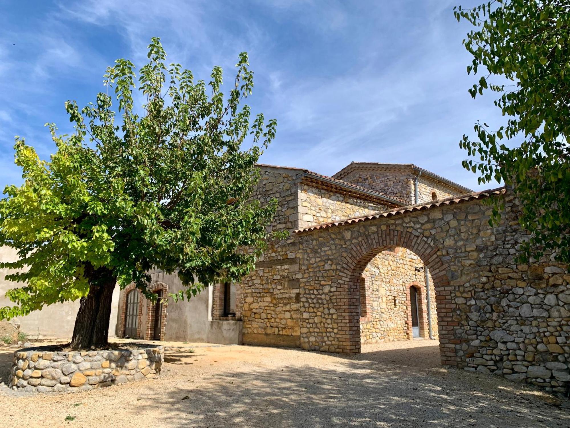 Mas Des Terres Rouges Βίλα Vezenobres Εξωτερικό φωτογραφία